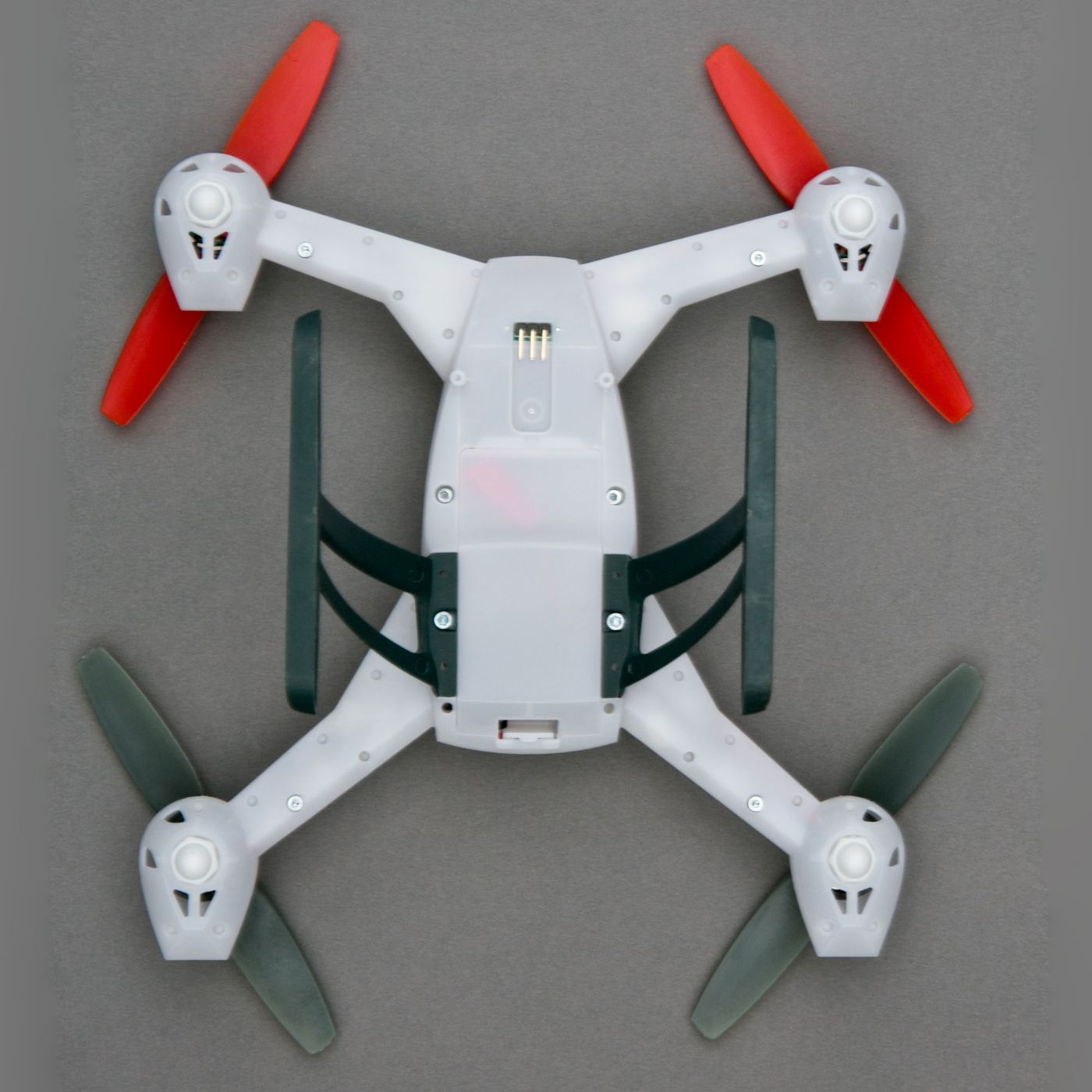 Квадрокоптер - 200 QX с FPV системой  BNF